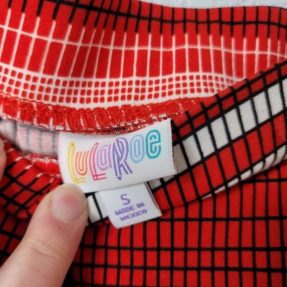 LulaRoe stretch pull on circle skirt red gray black striped skirt - Picture 6 of 6